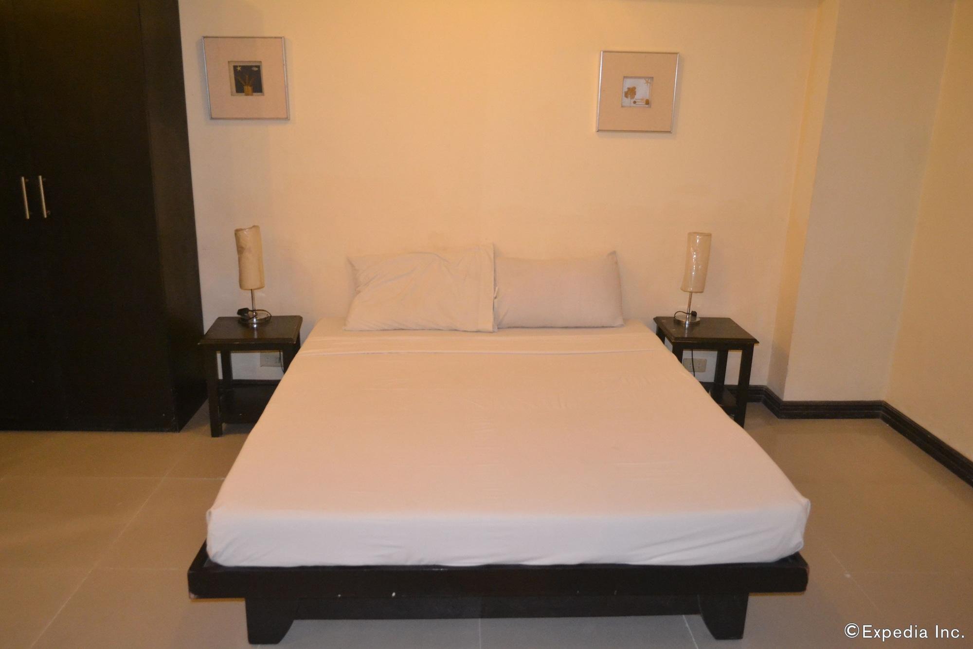 Lancaster Hotel Cebu 막탄 외부 사진