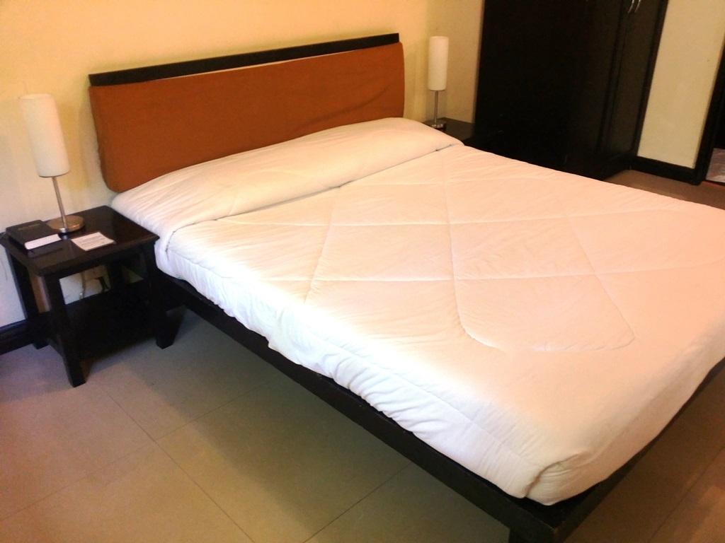 Lancaster Hotel Cebu 막탄 외부 사진